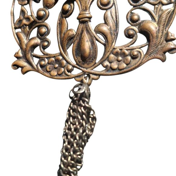 Victorian Gothic Vintage Filigree Brooch with Hematite Glass & Tassel - Picture 3 of 4